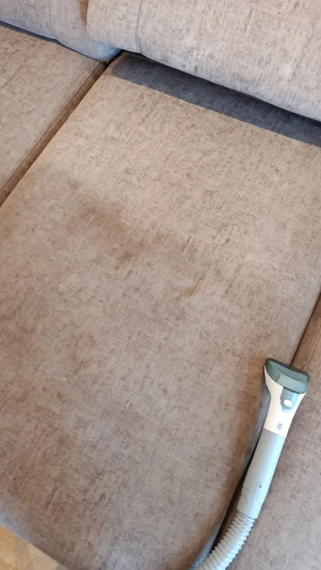 Limpieza profesional de sofás a domicilio
