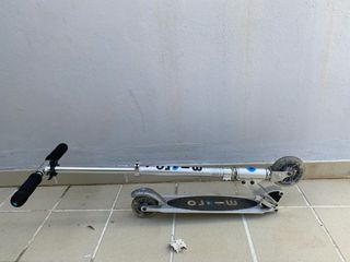 Patinete MICRO plegable con luces LED