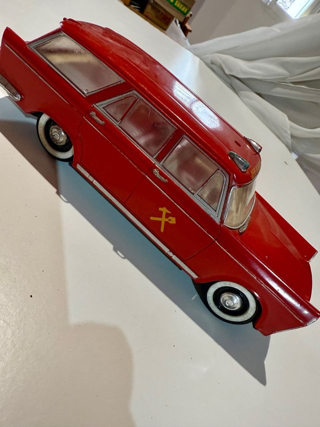 Coche Bomberos SEAT 1400 Antiguo Juguete