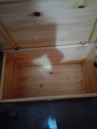 Baúl de pino natural