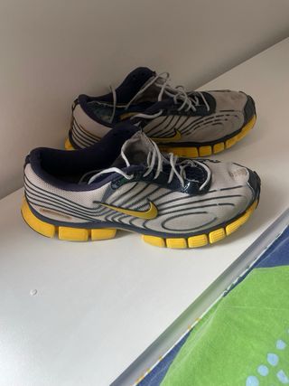 Zapatillas Nike Air Zoom Beige y Amarillo