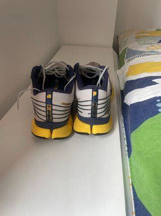 Zapatillas Nike Air Zoom Beige y Amarillo