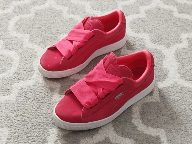 Tênis Puma Rosa Coração