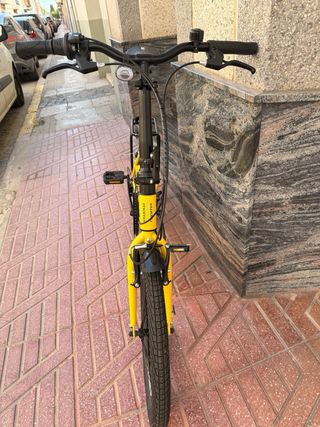 Bicicleta Plegable Amarilla Moma
NUEVA A ESTRENAR.
