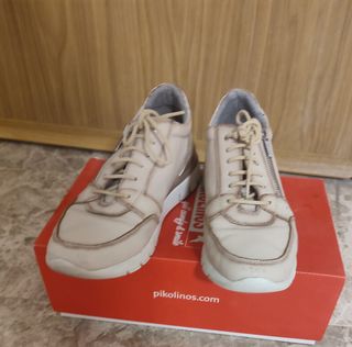 Zapatos Pikolinos Beige Mujer