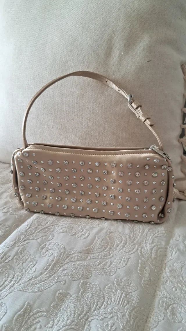 Bolso de fiesta con pedrería