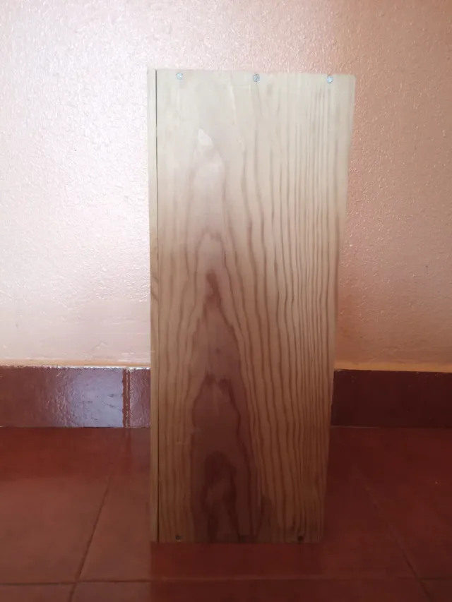 Scatola decorativa in legno