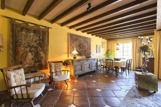 Casa adosada en venta en Benahavís