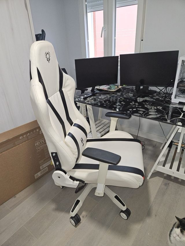 Silla Gaming Blanca y Negra