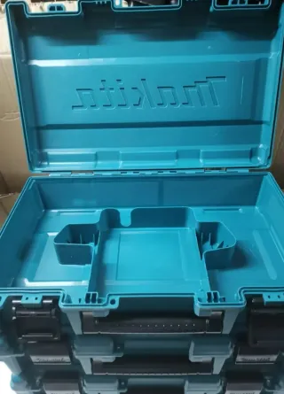 4 Maletines Makita para Taladro y atornillador 