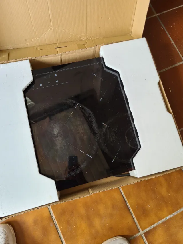 Piano cottura in ceramica Black Hob