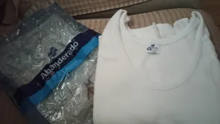 Lote 2 Camisetas y 6 calzoncillos Abanderado Talla