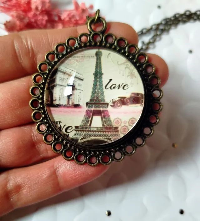 Collar Camafeo Cristal Torre Eiffel