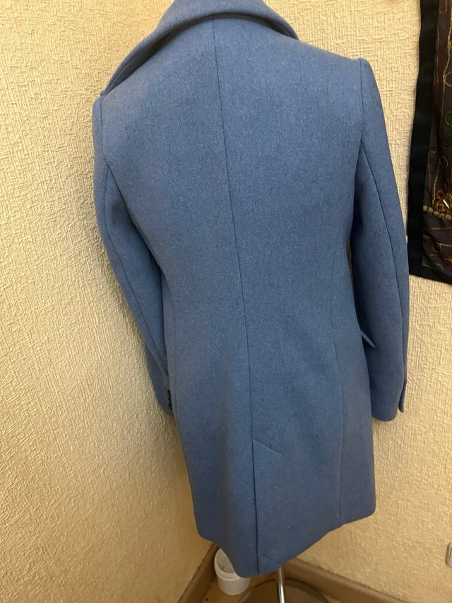 Abrigo Zara azul doble botonadura