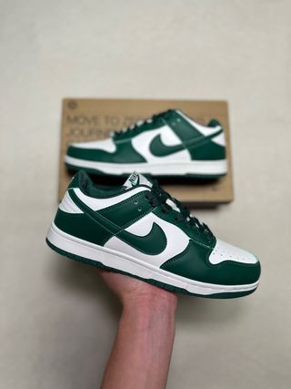 Nike SB Dunk 