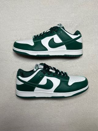 Nike SB Dunk 