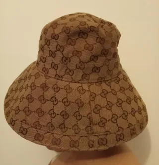 Gorro Gucci GG Monogram Marrón Beige