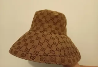 Gorro Gucci GG Monogram Marrón Beige