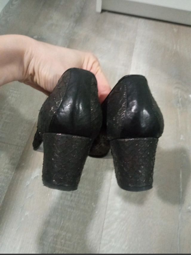 Zapatillas Talla 37 Platino Piel Serpiente