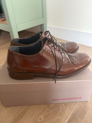 Zapatos de vestir marrones