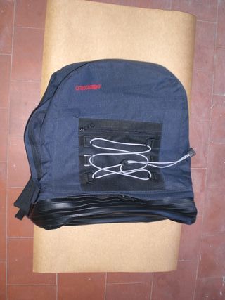 Mochila Cruzcampo azul y negra