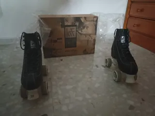 Patines de cuatro ruedas, negros, KRF School, n°39