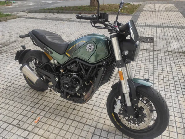 Benelli Leoncino 500 Verde