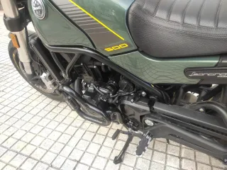 Benelli Leoncino 500 Verde