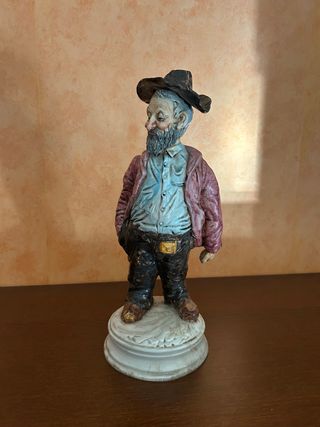 Statuetta antica anziano con botte