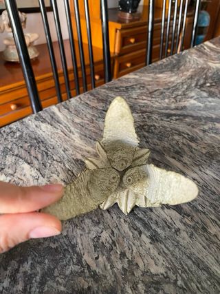 Portacandele in pietra in stile antico