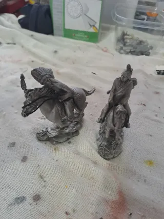 Indiani a cavallo in acciaio