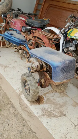 Mula mecánica antigua