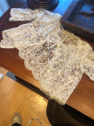 Chaqueta bordada novia encaje
