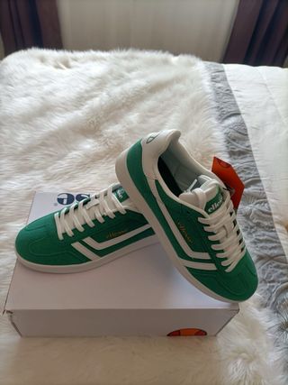 Zapatillas Ellesse Verdes T42 Nuevas