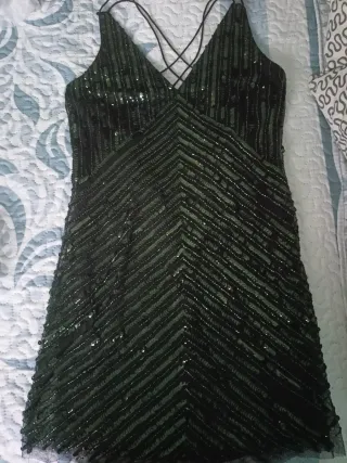 Vestido lentejuelas negro y verde