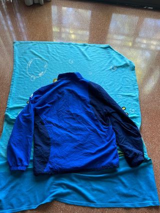 Chaqueta deportiva Adidas azul