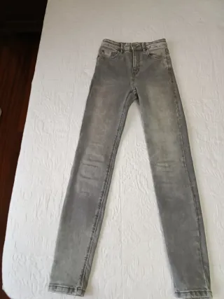 Pantalón vaquero gris mujer Mango Talla 36