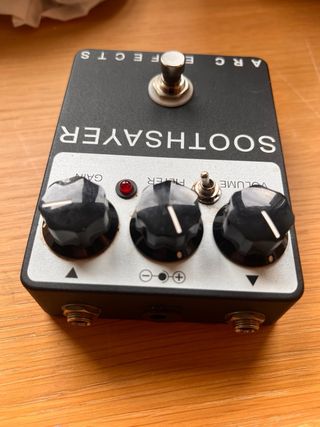 Pedal Soothsayer RAT de ARC EFFECTS
