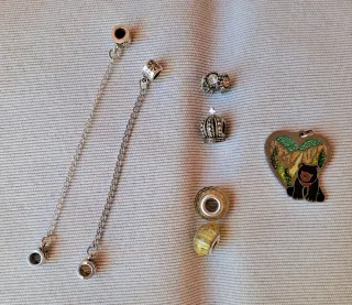 Colgantes y abalorios para pulseras y collares
