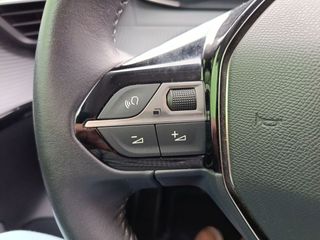 Peugeot e-208 Eléctrico GT