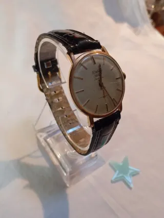 Reloj Duward Dorado y Negro