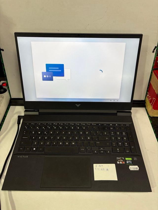 HP Victus 15 Ryzen 7 / 16GB RAM / 512GB SSD