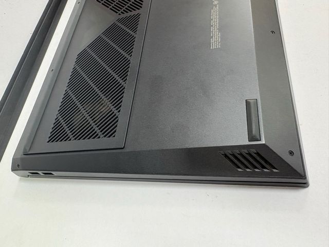 HP Victus 15 Ryzen 7 / 16GB RAM / 512GB SSD