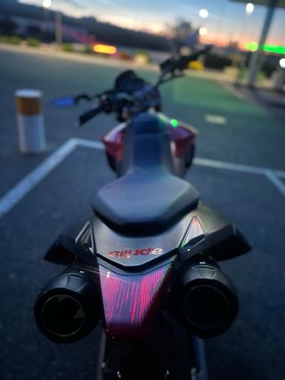 Aprilia Dorsoduro 750cc Hipermotard 17.000 km