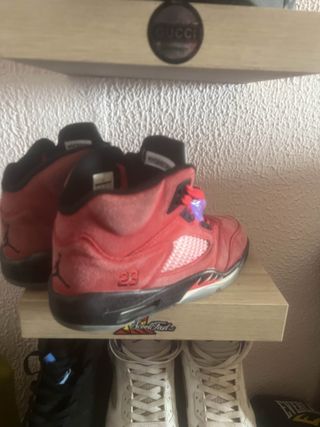 Jordan 5 Red Chicago