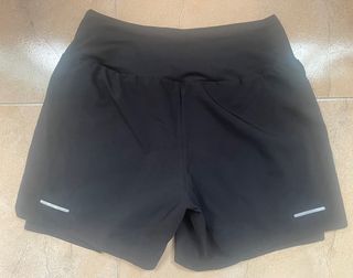 Pantalones cortos Asics negros