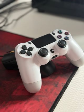 Mando PlayStation 4