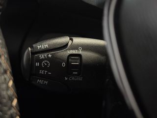 Peugeot Rifter GT15 B-HDI 102CV.- " MODELO GT ACABADO DEPORTIVO ".- " BAJO CONSUMO ".- " 5 PLAZAS ".-" MUY EQUIPADA ".-" GARANTÍA CON COBERTURA EUROPEA ".-" ETIQUETA MEDIOAMBIENTAL TIPO C VERDE ".-