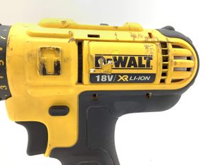 taladro a bateria dewalt dcd776