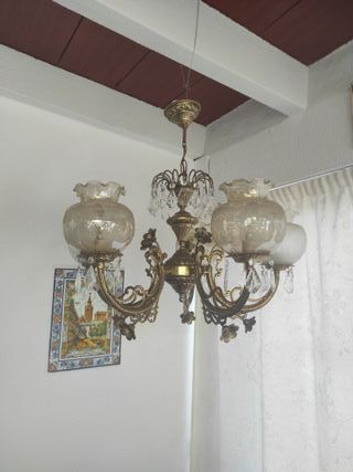 Lámpara de techo antigua